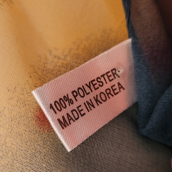 Passion Flower Large Scarf - Picture 4 of 5